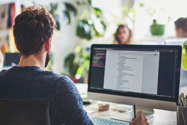 Boost your website's user experience: how monitoring transforms UX